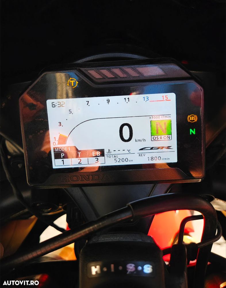 Honda CBR 1000RR Fireblade - 7