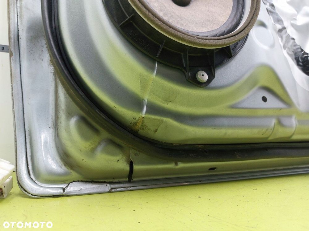 Drzwi przednie prawe przód TOYOTA YARIS II 2009-2011 LIFT 1F8 Srebrny - 7