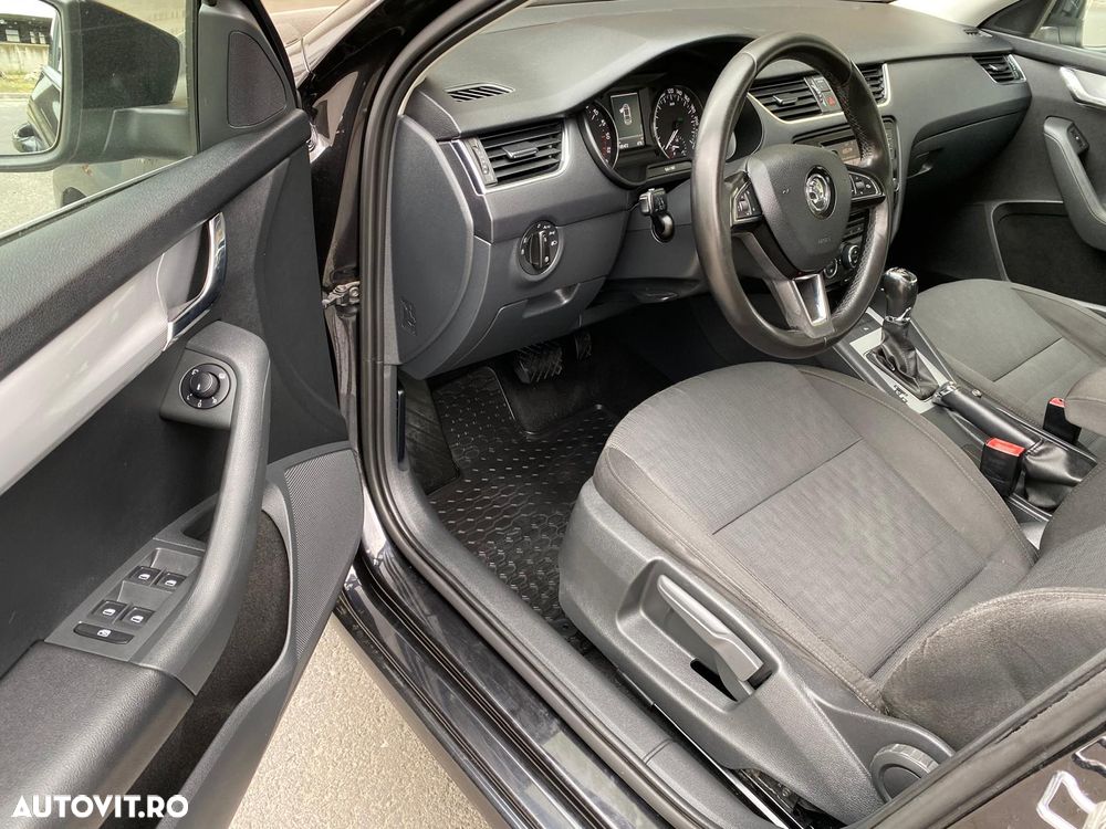 Skoda Octavia 1.6 TDI DSG Ambition - 18