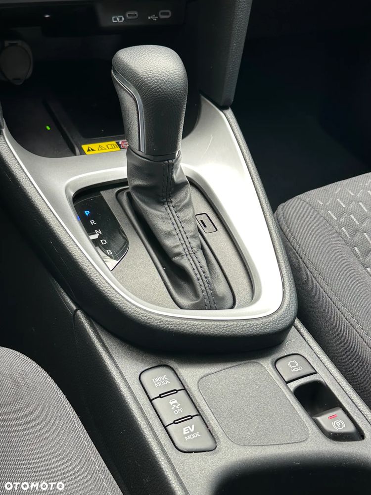 Toyota Yaris Cross - 19