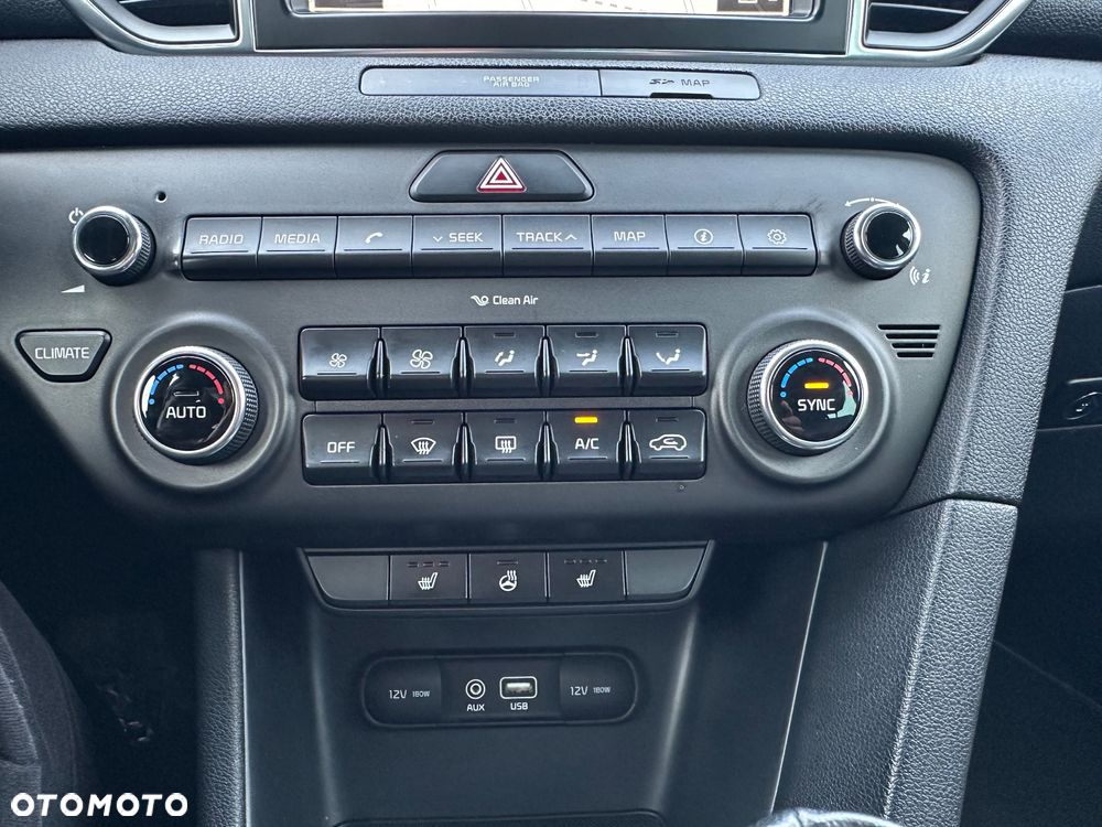 Kia Sportage 2.0 CRDI 4WD Spirit - 13