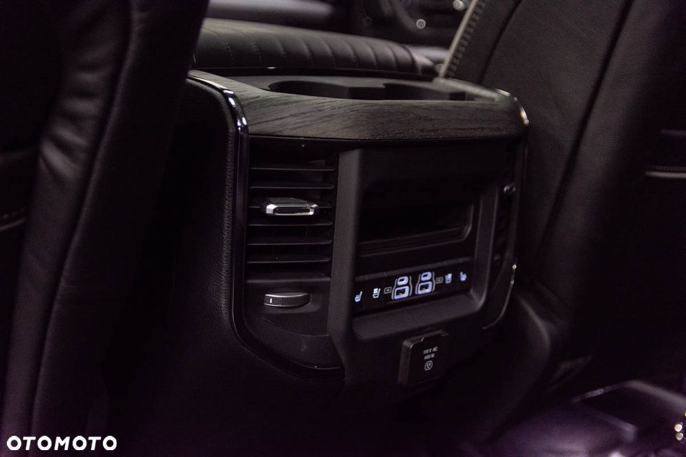RAM 1500 - 23