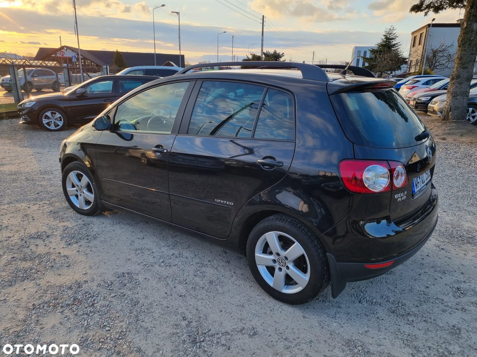 Volkswagen Golf Plus 1.9 TDI DPF United - 27