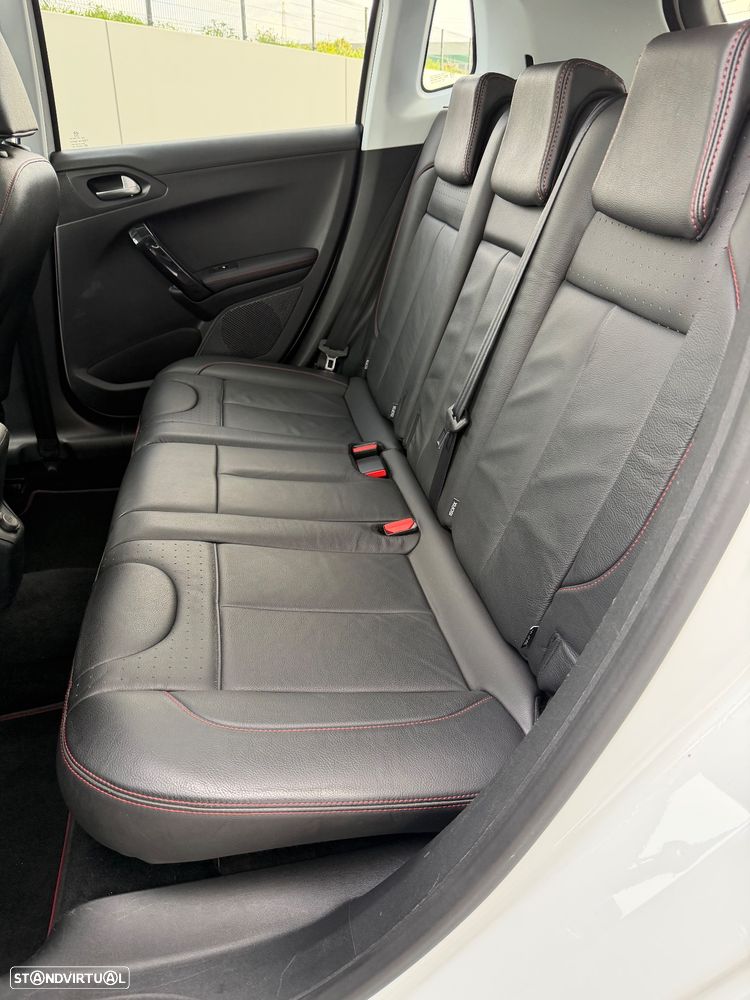 Peugeot 2008 1.2 PureTech GT Line EAT6 - 14