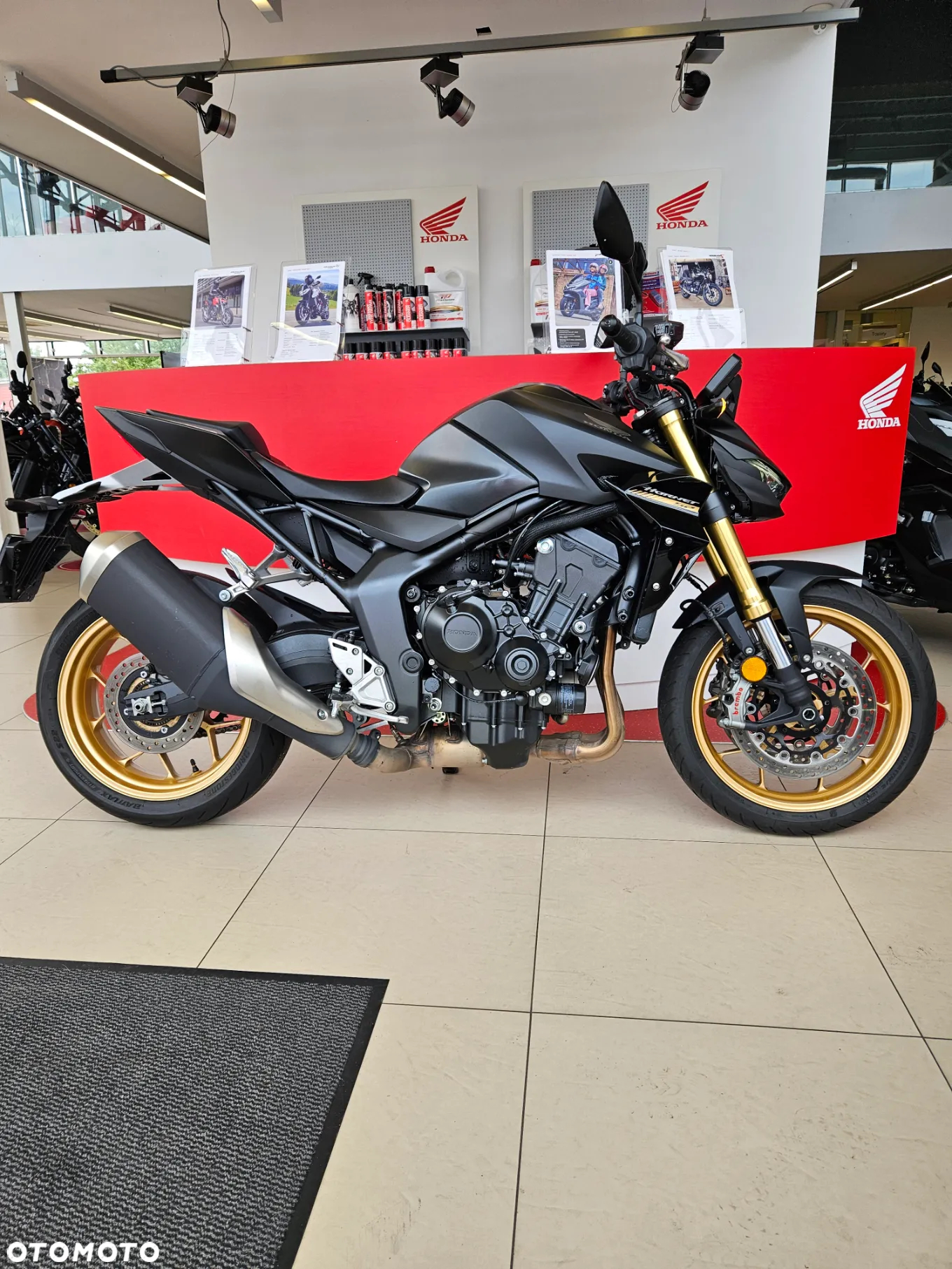 Honda CB - 15