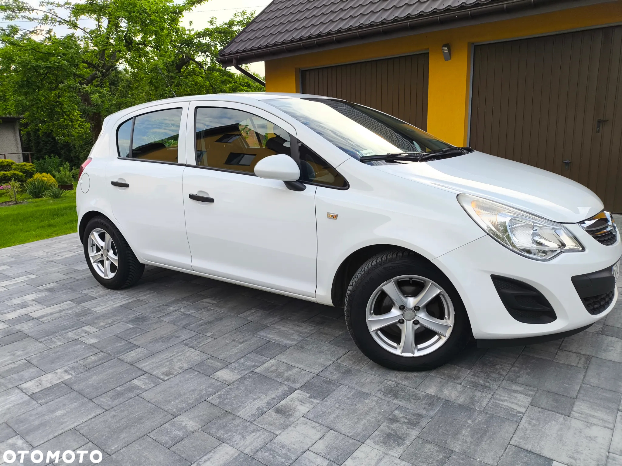 Opel Corsa - 8