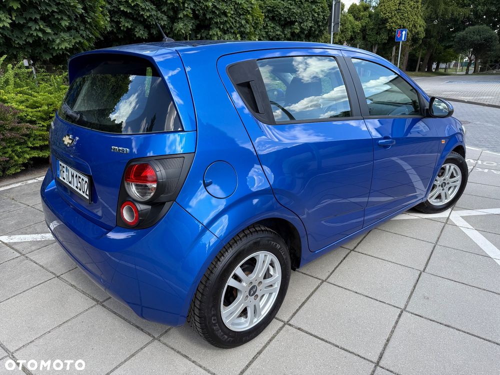 Chevrolet Aveo 1.4 LT S/S - 16