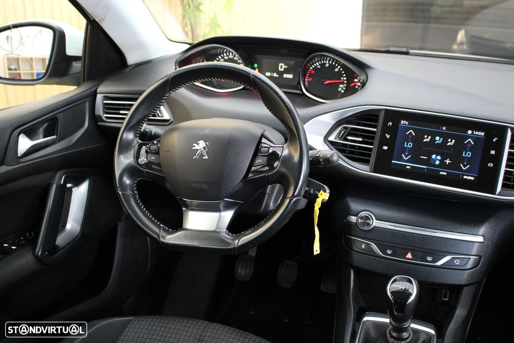 Peugeot 308 1.5 BlueHDi Active Pack - 29