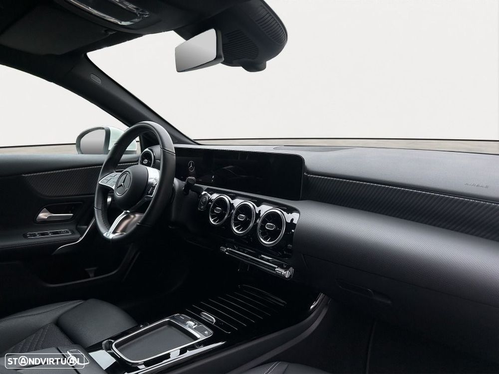 Mercedes-Benz A 180 Limousine d - 13