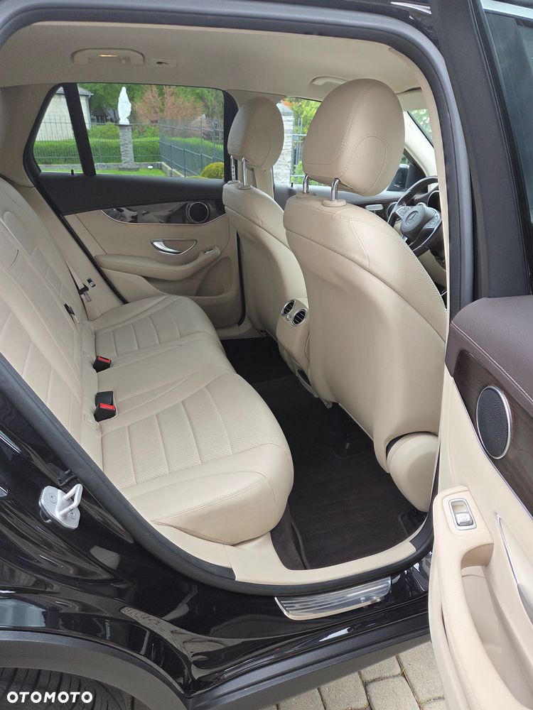 Mercedes-Benz GLC - 8