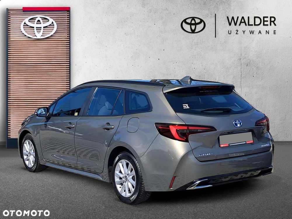 Toyota Corolla 1.8 Hybrid Comfort - 4