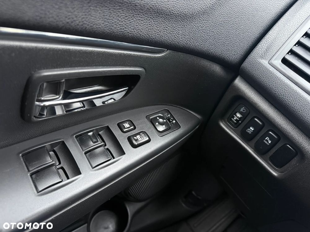 Mitsubishi ASX 1.6 Invite - 23