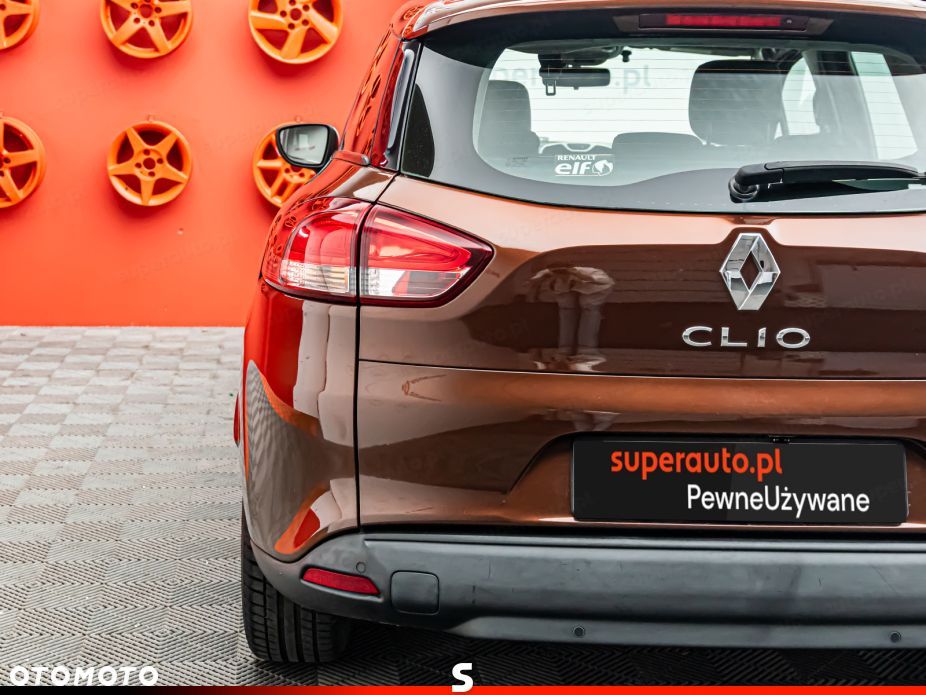 Renault Clio - 23