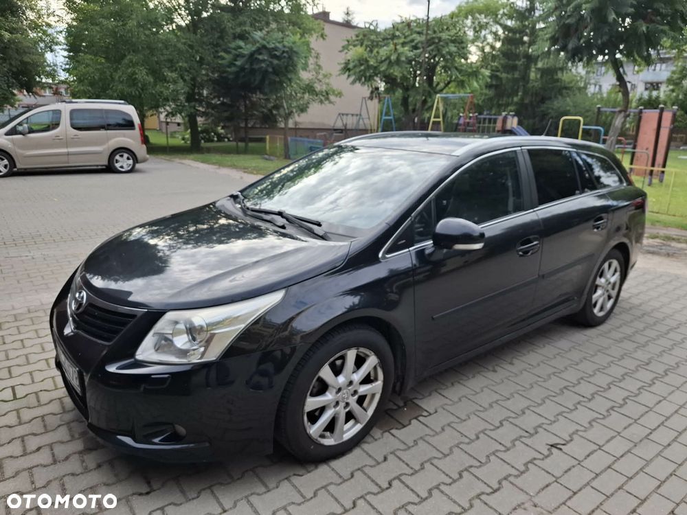 Toyota Avensis 1.8 Business Edition - 1