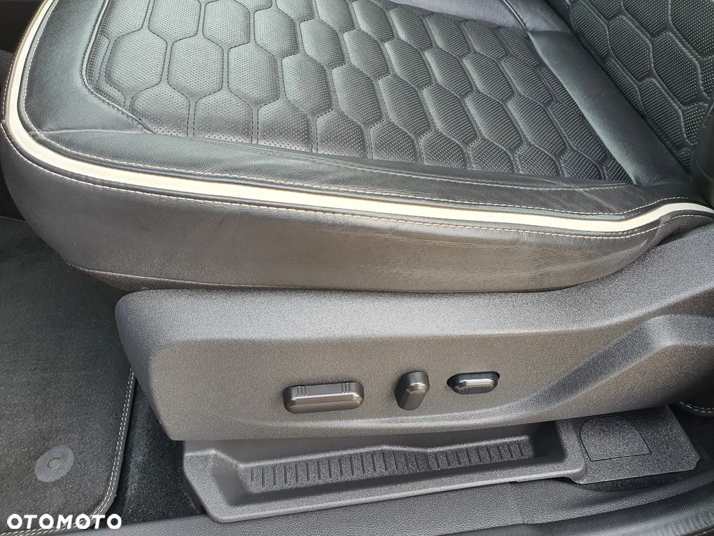 Ford Kuga 2.0 TDCi 4x4 Vignale - 28