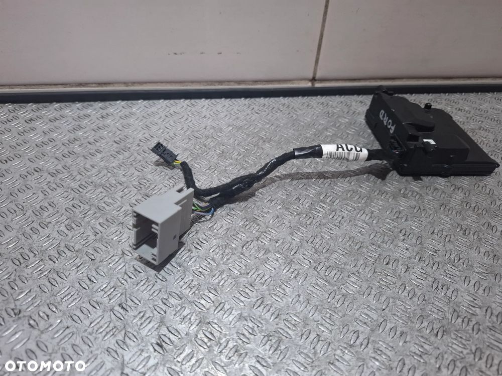 Kamera  Ford Tourneo Connect 2021 rok nr DKT1T19H406CG - 4