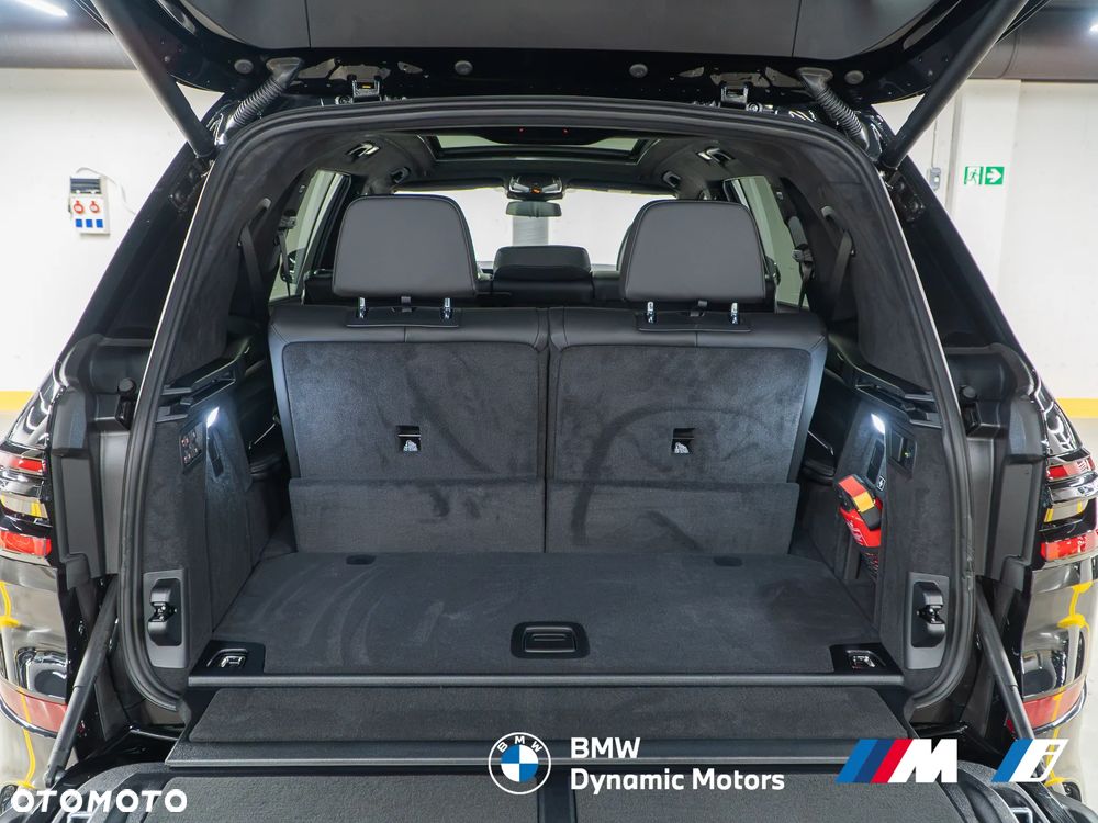 BMW X7 - 13