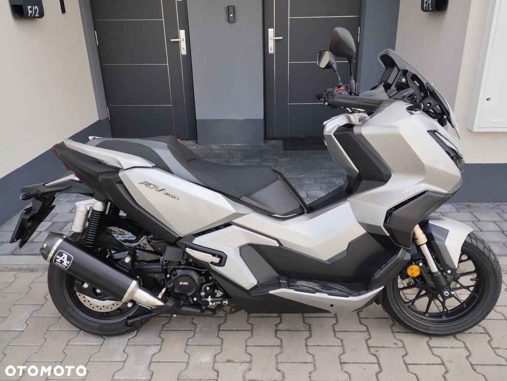 Honda ADV350 - 9