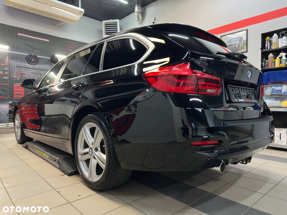 BMW Seria 3 318d Sport Line - 9