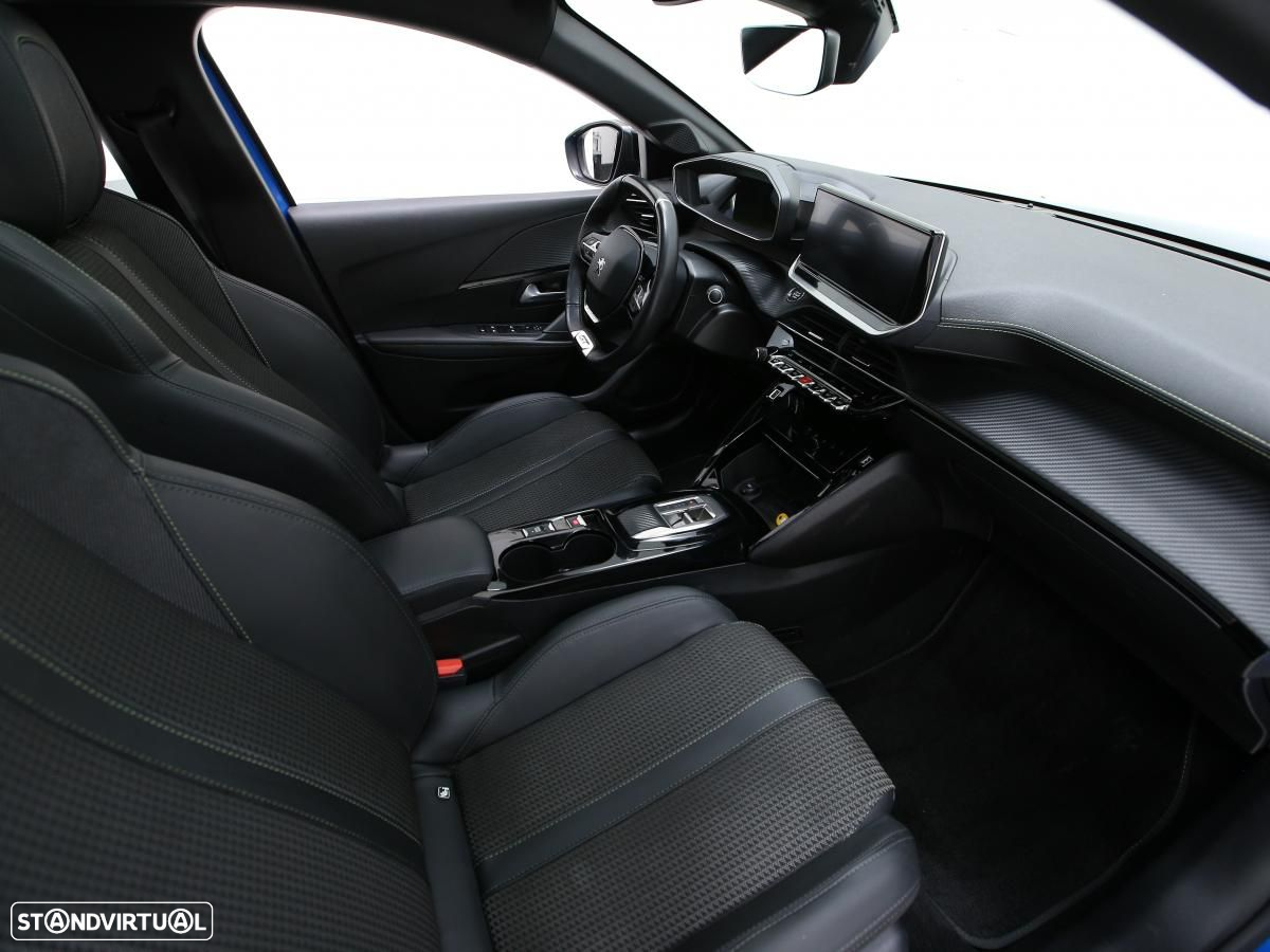 Peugeot e-208 50 kWh GT - 10