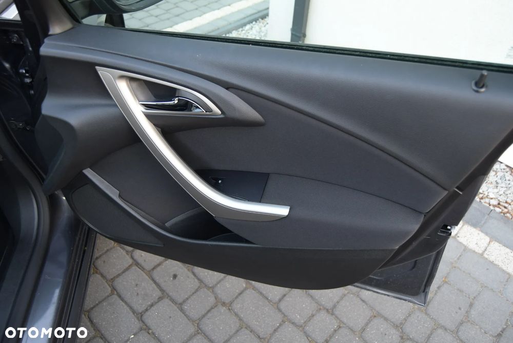 Opel Astra 1.4 Turbo - 19