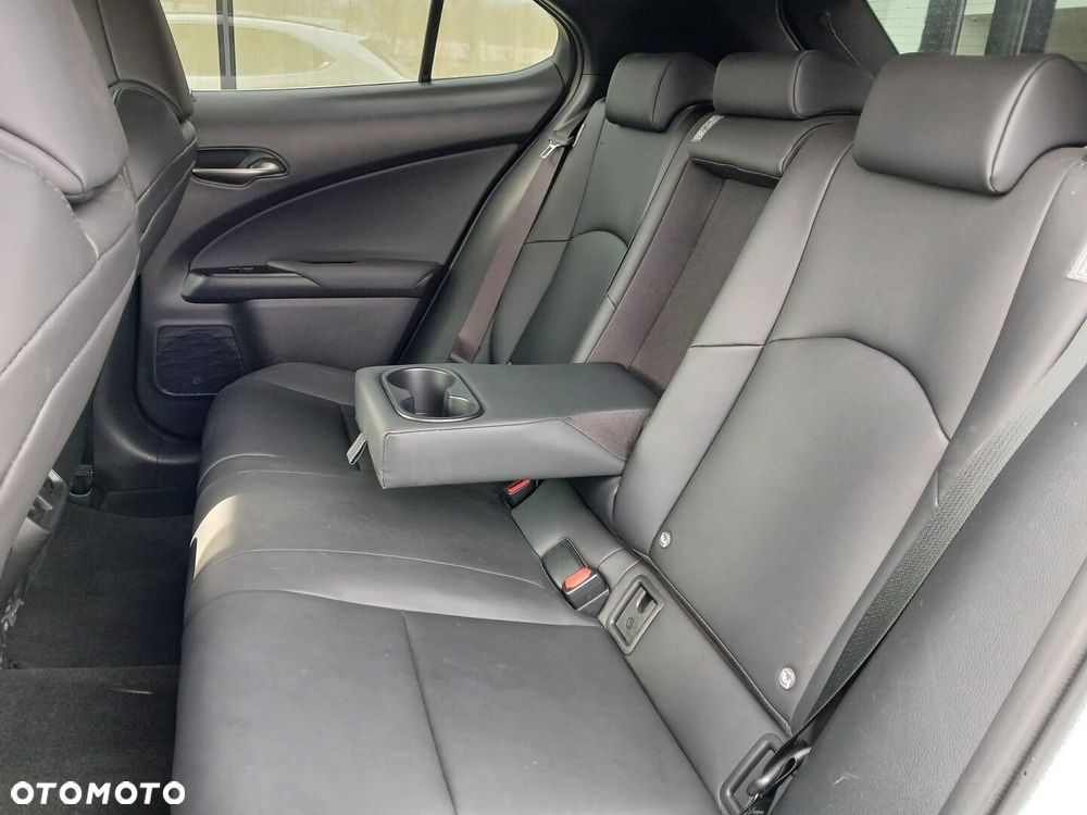 Lexus UX 250h GPF F Impression 2WD - 7