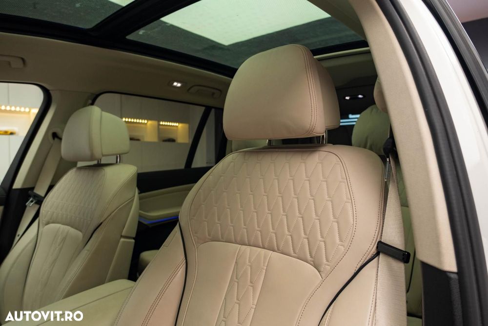 BMW X7 xDrive40d MHEV - 12