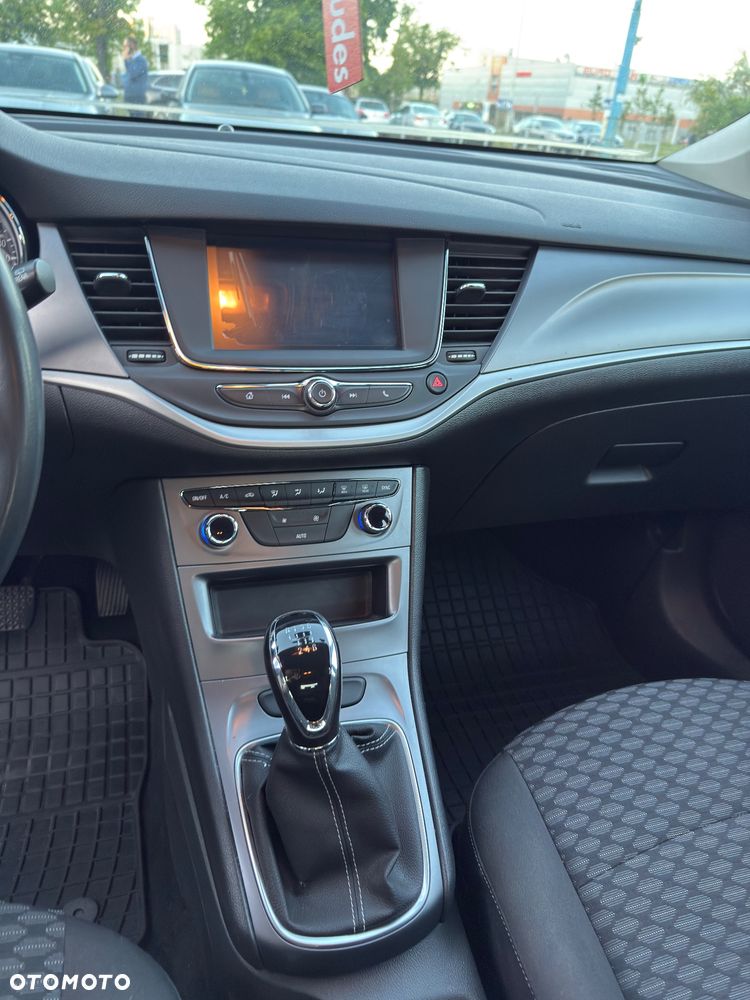 Opel Astra - 17