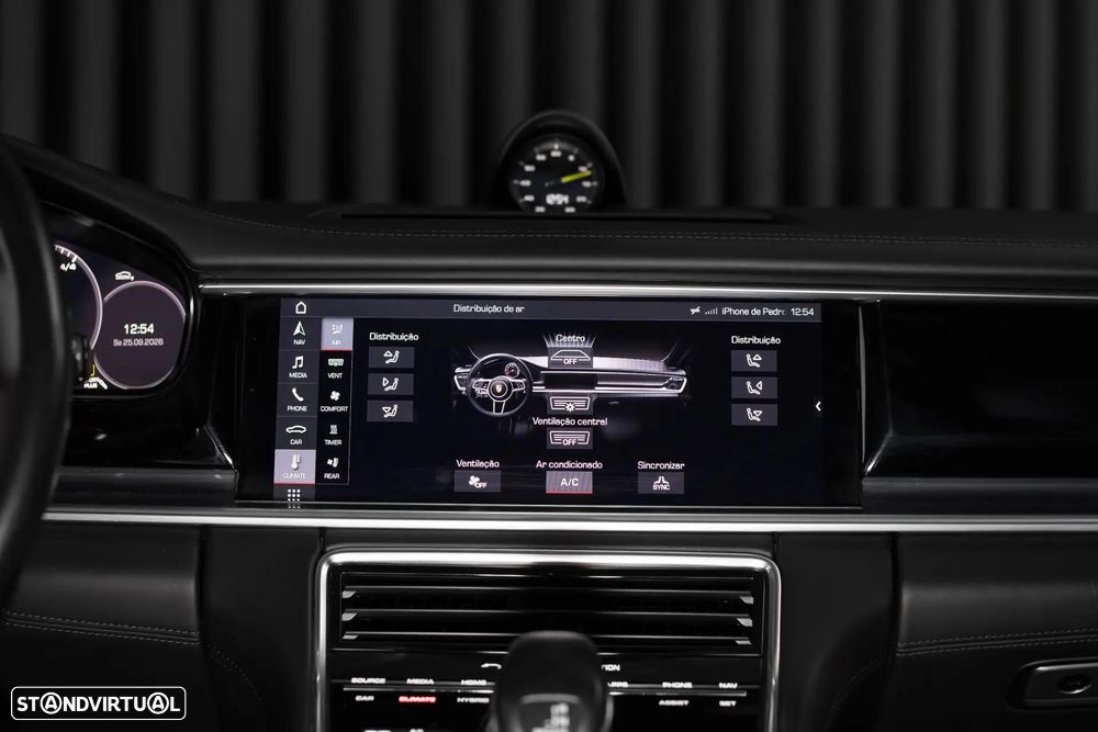 Porsche Panamera Sport Turismo 4 E-Hybrid - 24