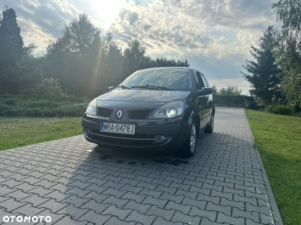 Renault Grand Scenic - 2