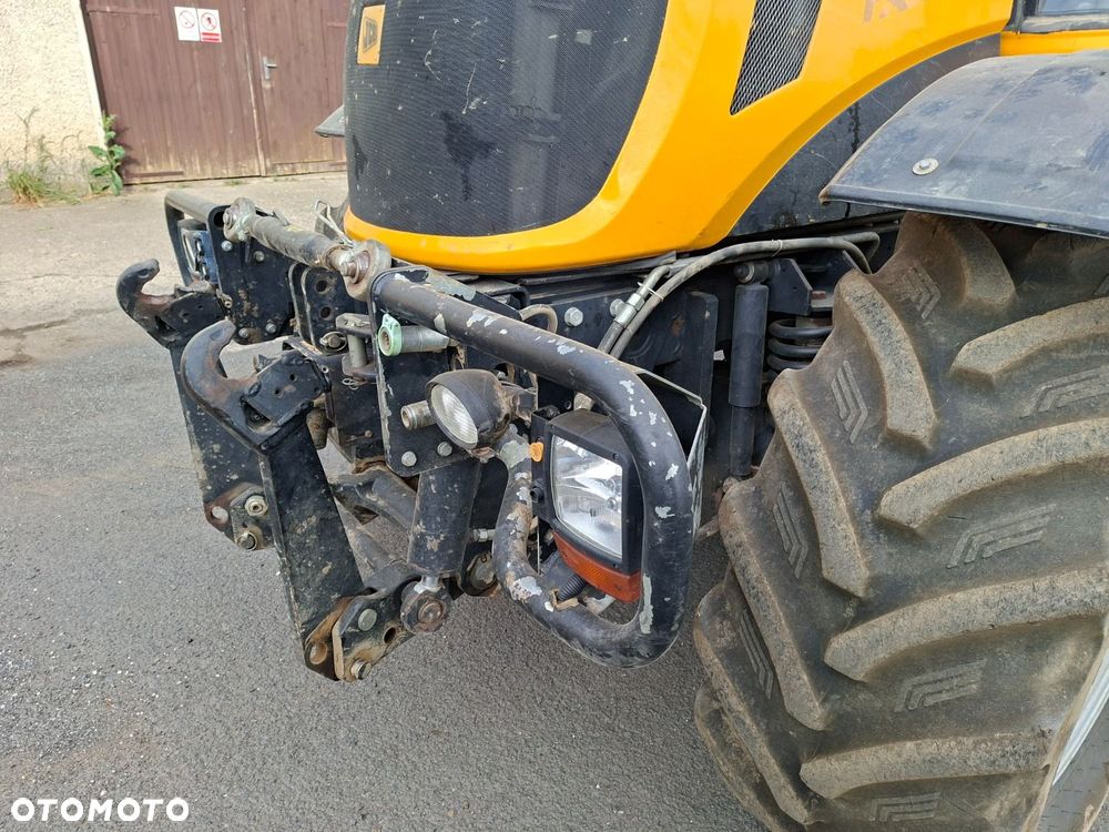 JCB Fastrac 3230 4X4 - 30