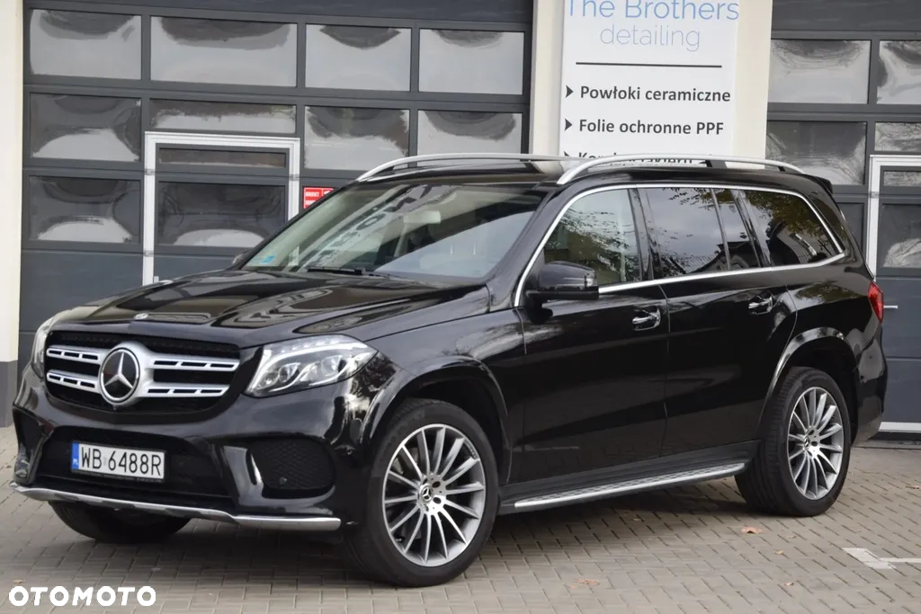 Mercedes-Benz GLS - 30