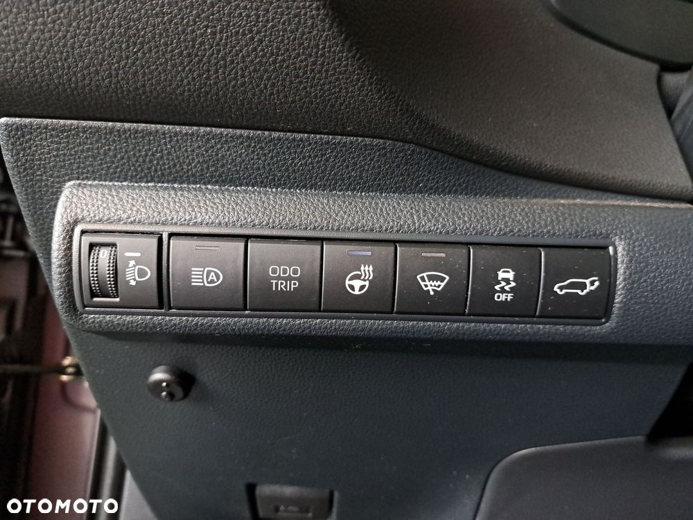 Toyota Corolla 1.8 Hybrid Style - 33
