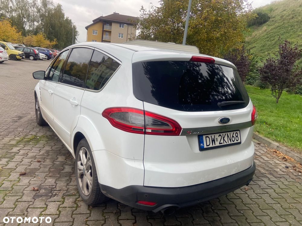 Ford S-Max - 18