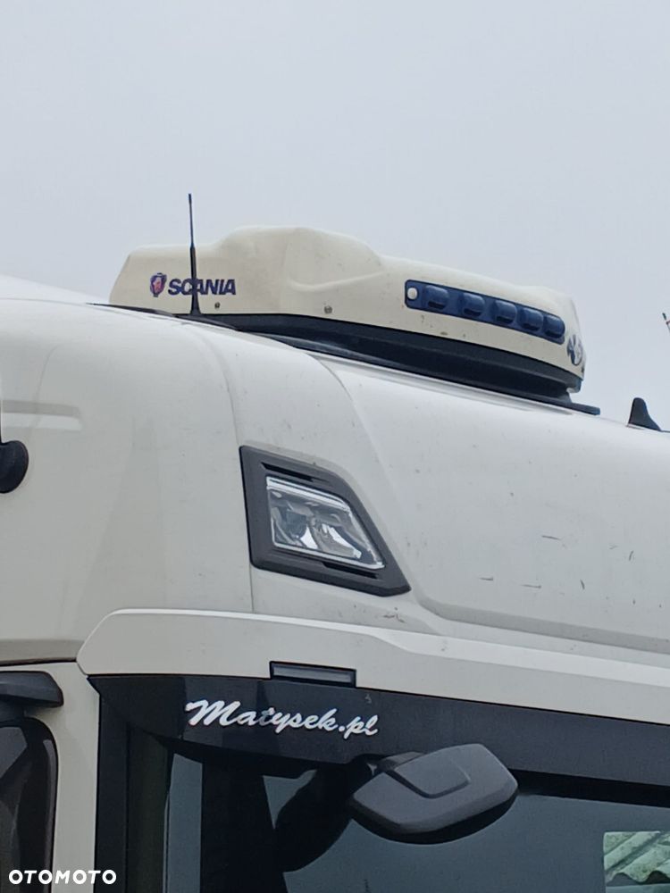 Scania 460 R - 11