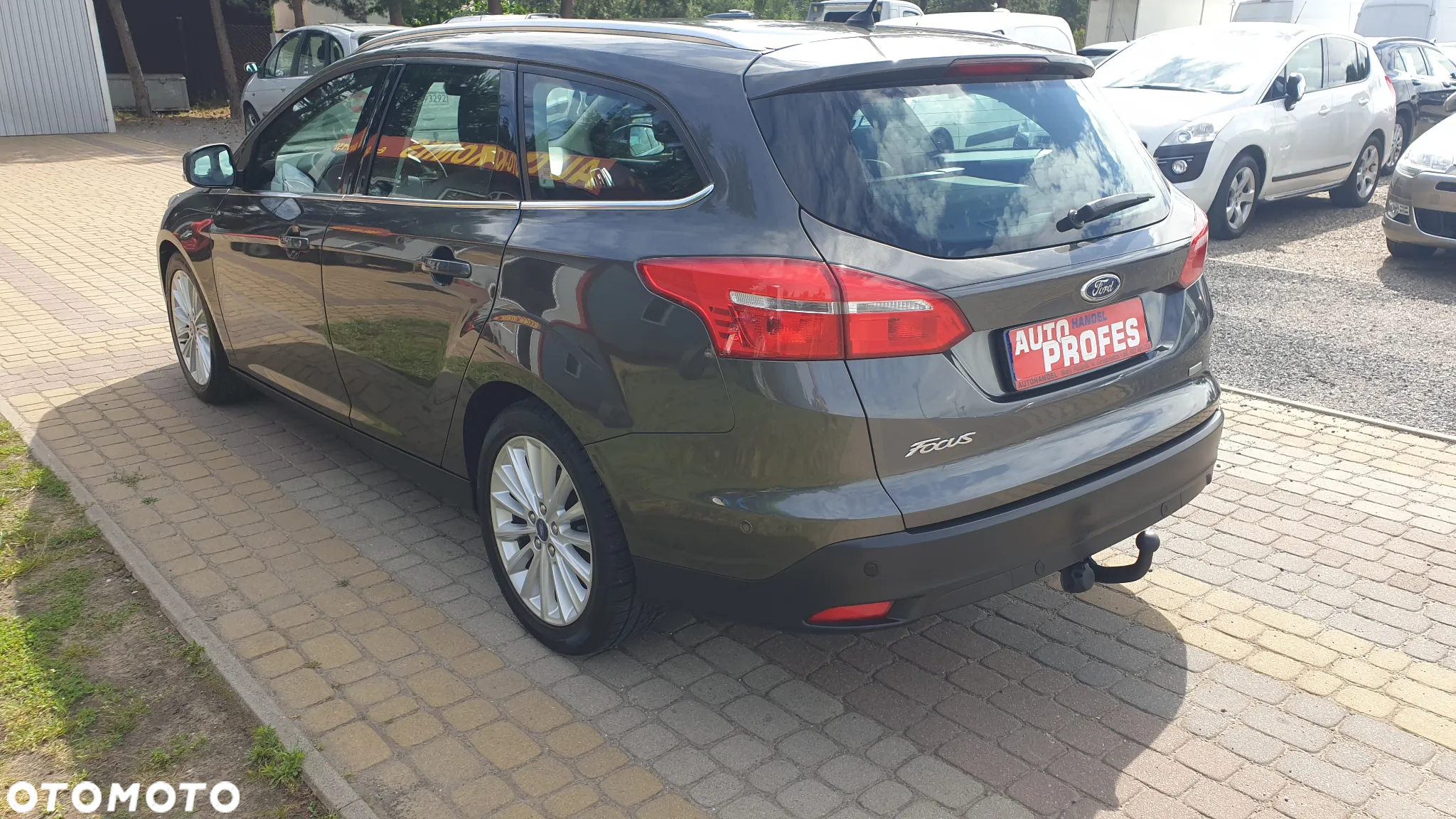Ford Focus 1.0 EcoBoost Titanium - 4