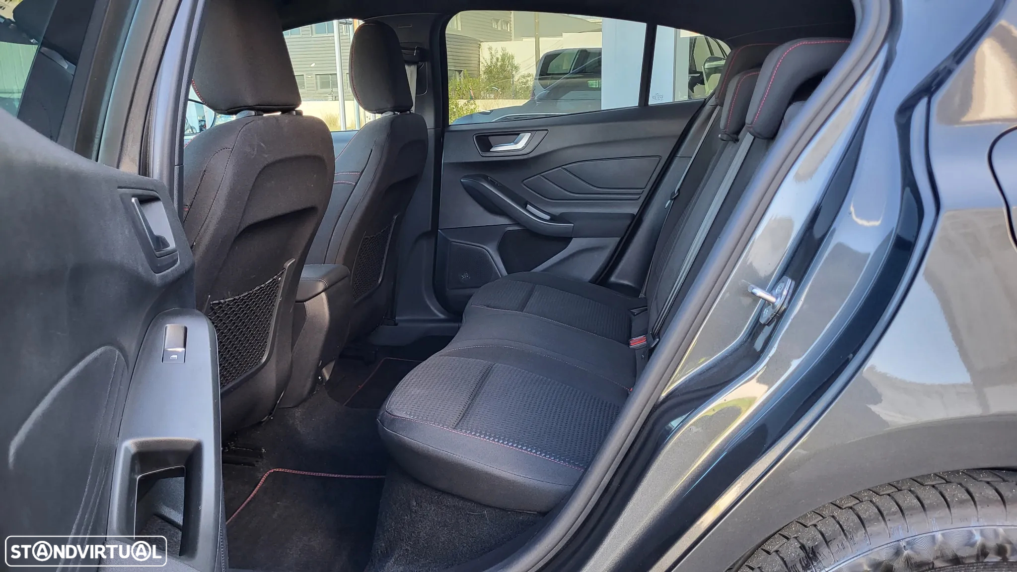 Ford Focus 1.0 EcoBoost MHEV ST-Line X Aut. - 12