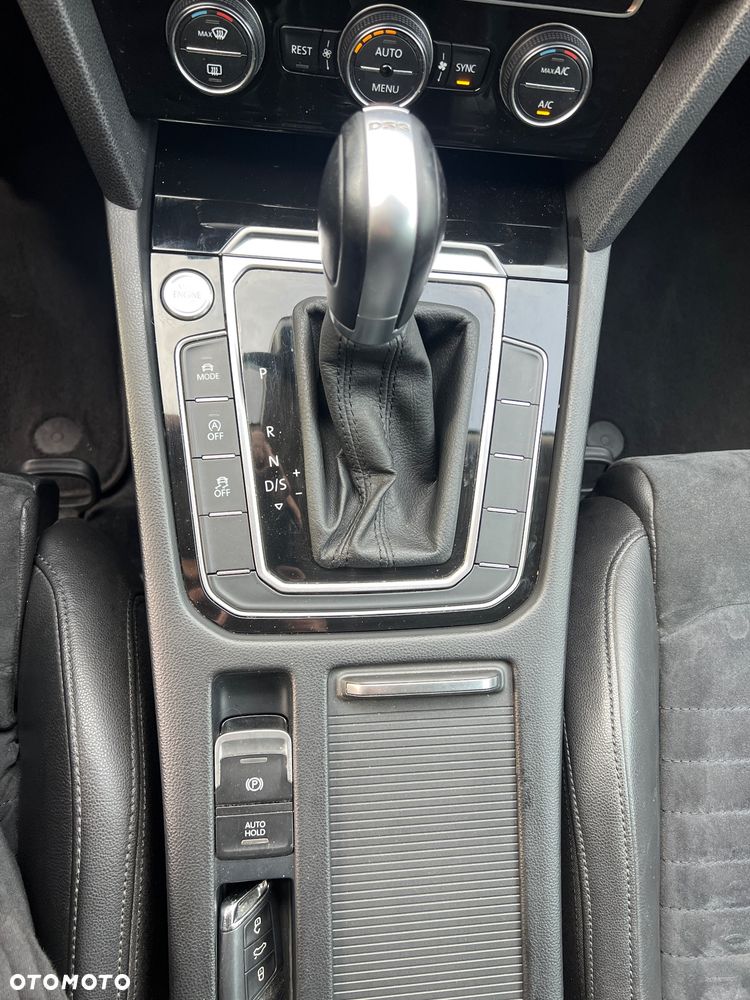 Volkswagen Passat 2.0 TDI BMT Highline DSG - 30