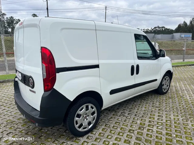 Fiat DOBLO 1.6 120cv 3Lug. - 8