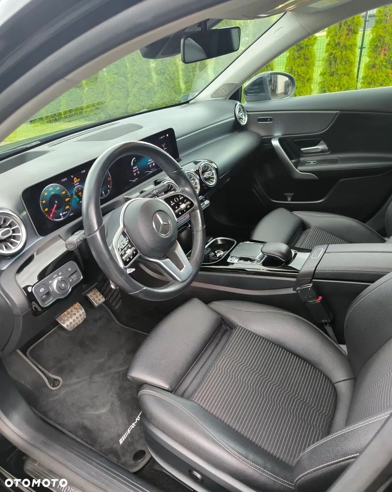 Mercedes-Benz Klasa A 220 7G-DCT - 7