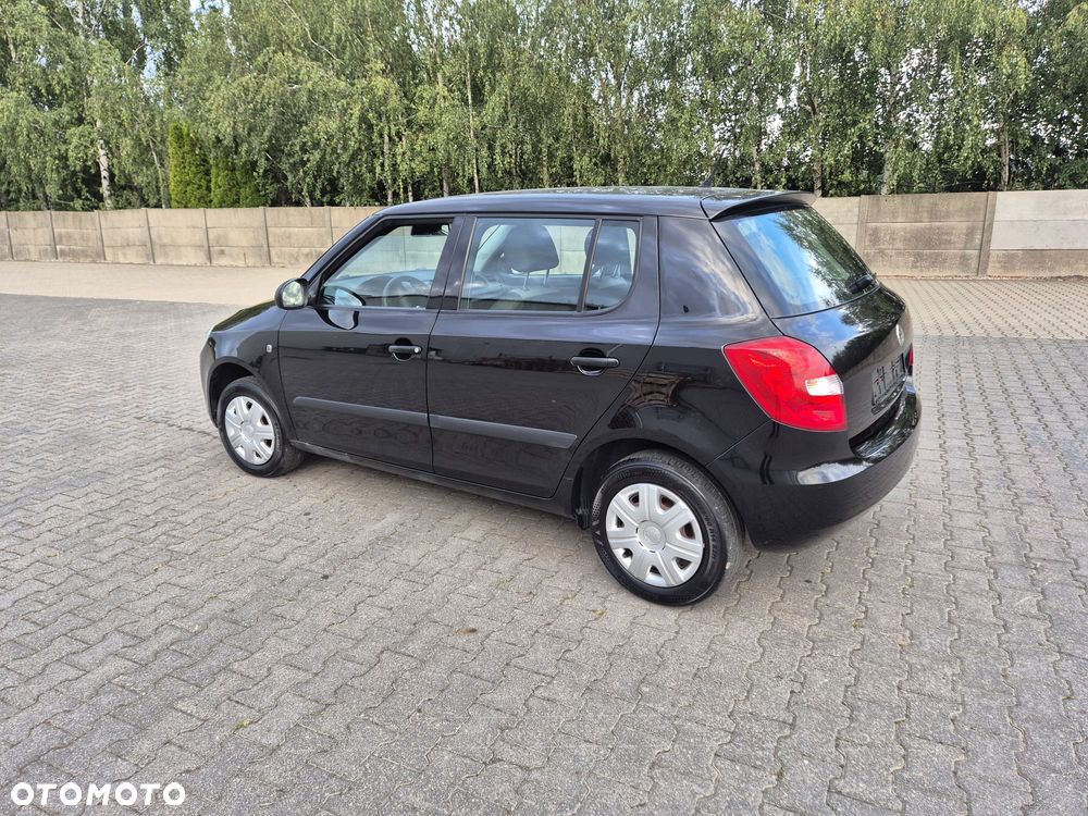 Skoda Fabia - 4