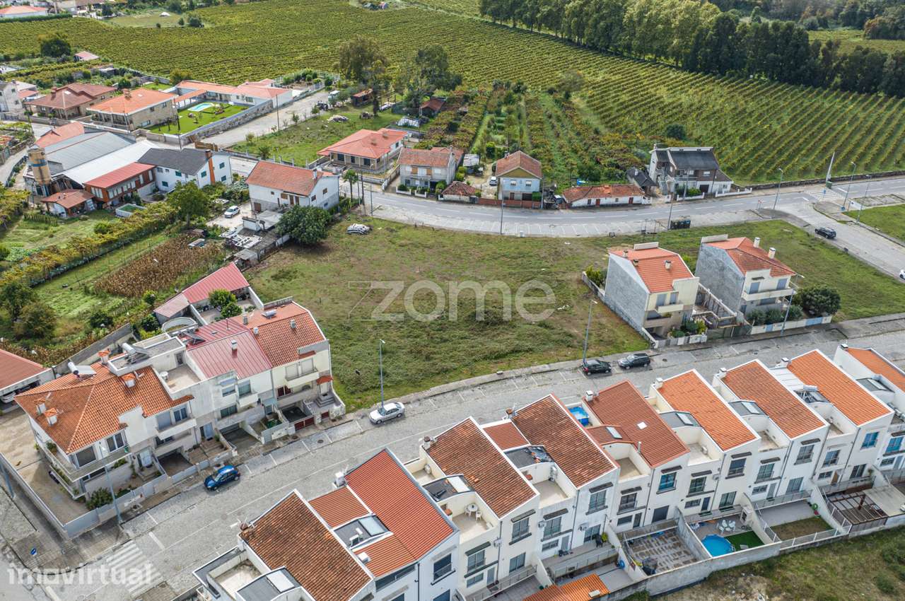 3 Lotes de Terreno para const. de Moradias - Aldeamento Nova Caíde - Grande imagem: 4/16
