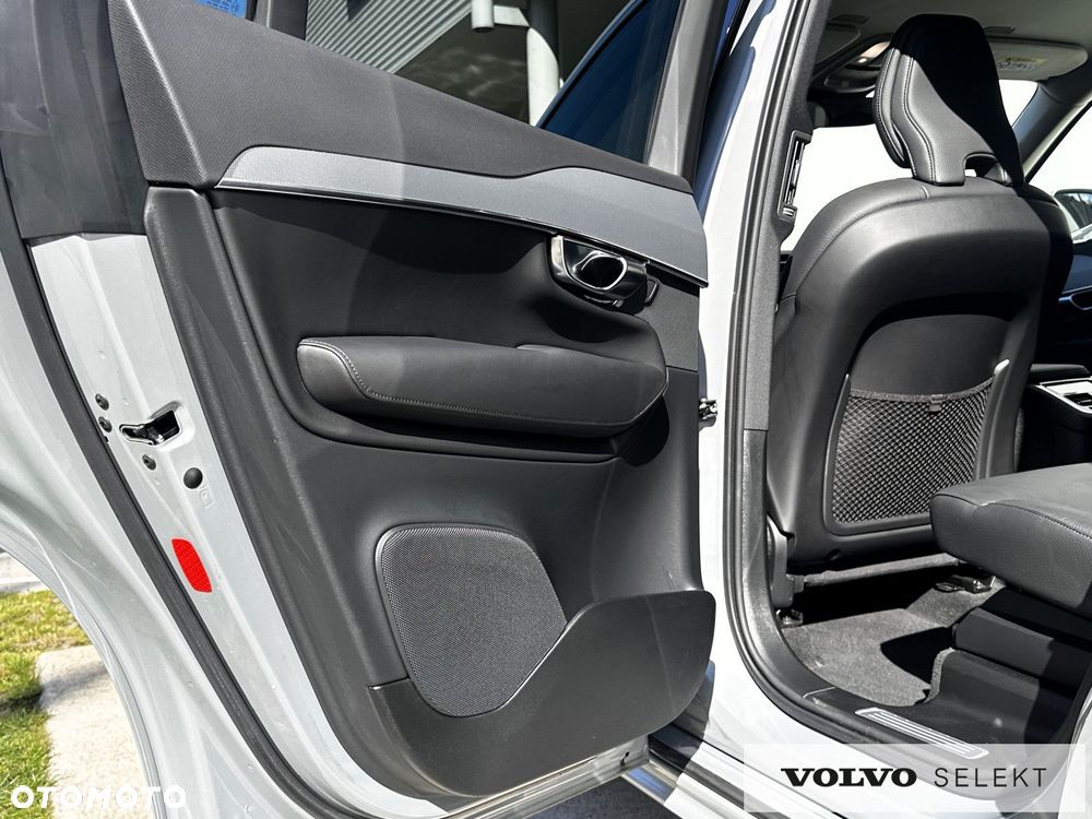 Volvo XC 90 - 13