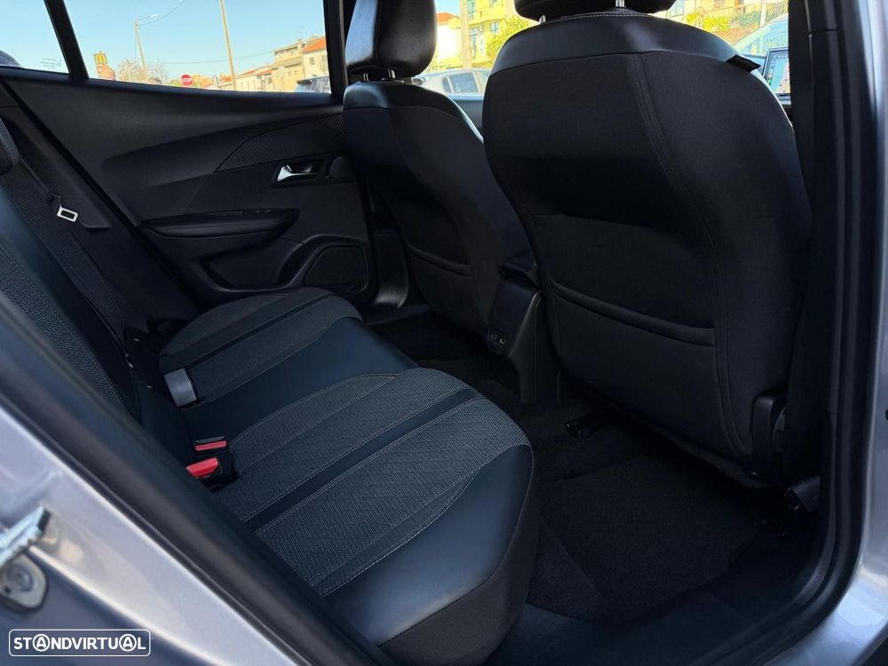 Peugeot 2008 1.2 PureTech Allure - 14