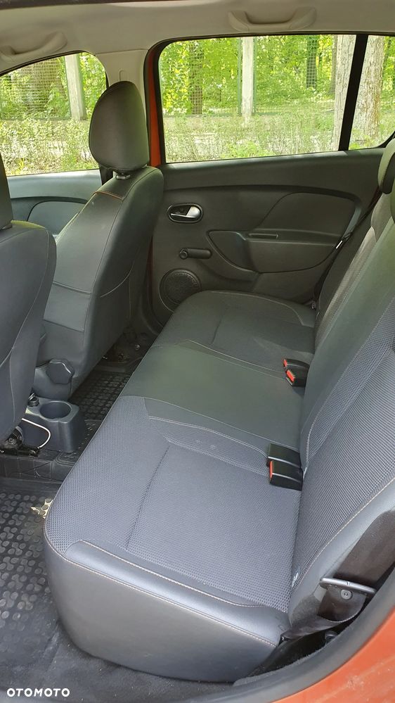 Dacia Sandero 0.9 TCe Laureate S&S Easy-R - 8