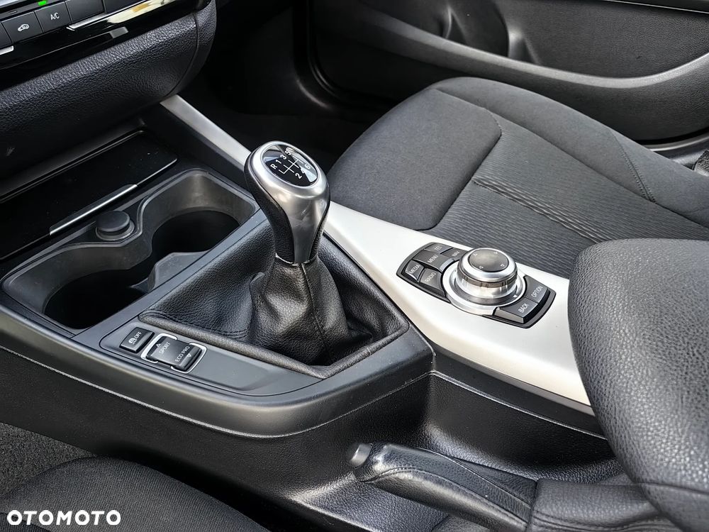 BMW Seria 1 116d EfficientDynamics Edition - 22
