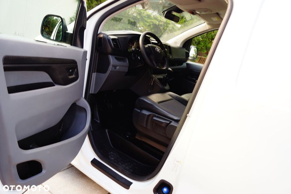 Toyota Proace Maxi Long Salon Pl Bogata Opcja Faktura Vat 1 Właściciel - 25