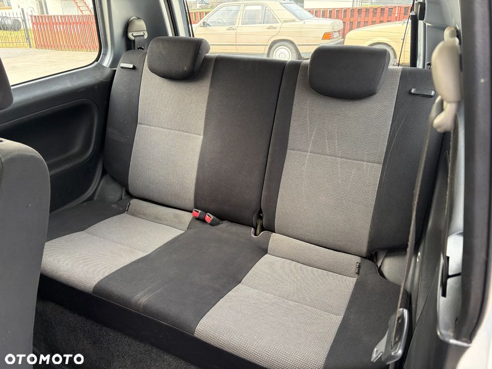 Daihatsu Cuore 1.0 Edition - 17