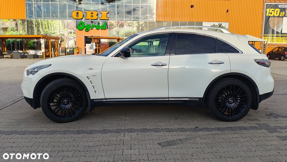 Infiniti QX70 3.7 AWD GT - 3