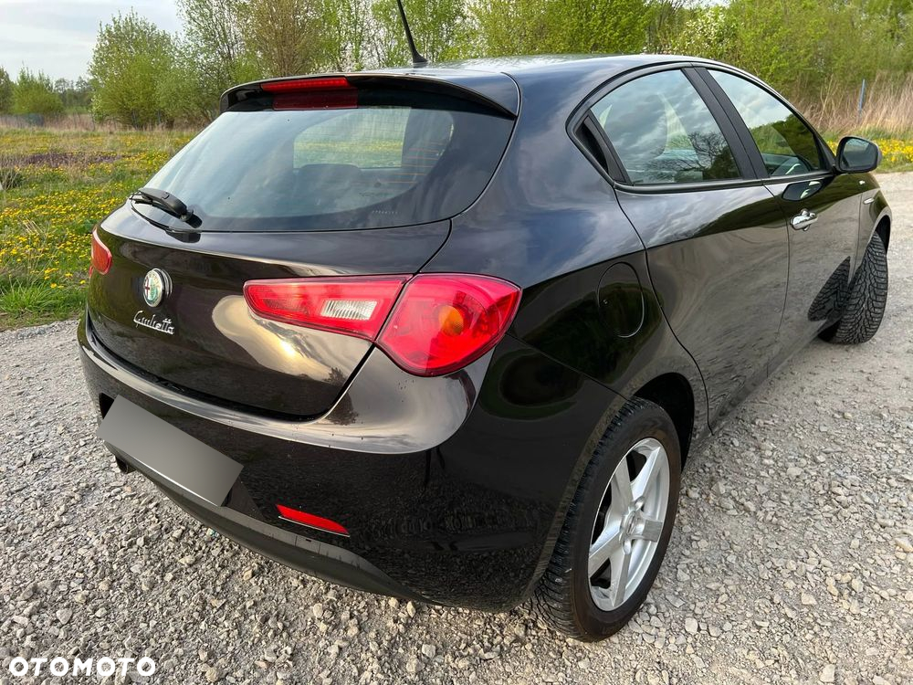 Alfa Romeo Giulietta 1.6 JTDM Veloce - 14